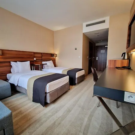 Warsaw Plaza Hotel-2
