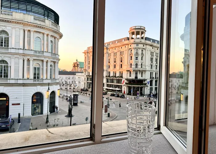 Mondrian Luxury Apartments Old Town Warszawa
